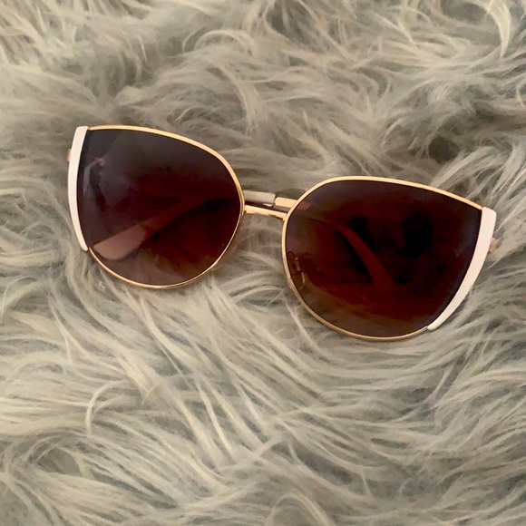 Kohl’s sunglasses - Picture 1 of 2